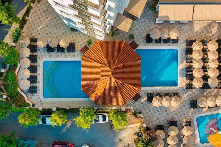 Villa Sunflower Beach Hotel