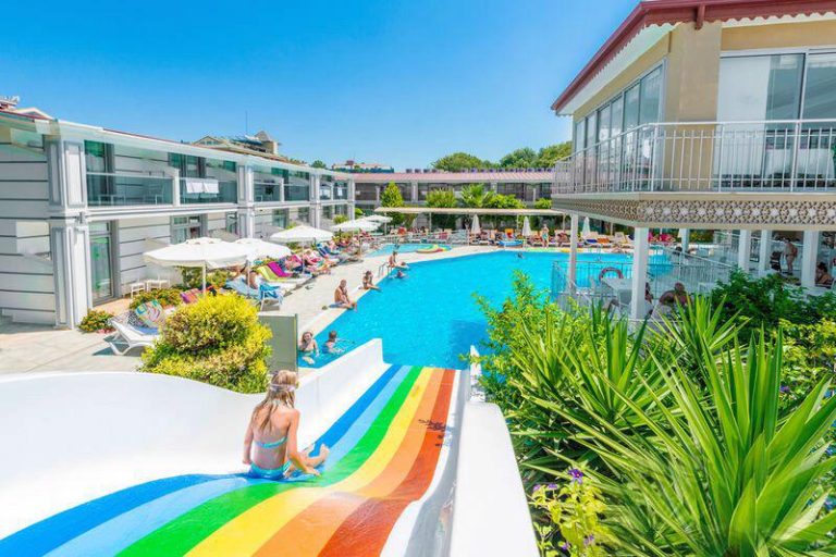 Sun Club Side